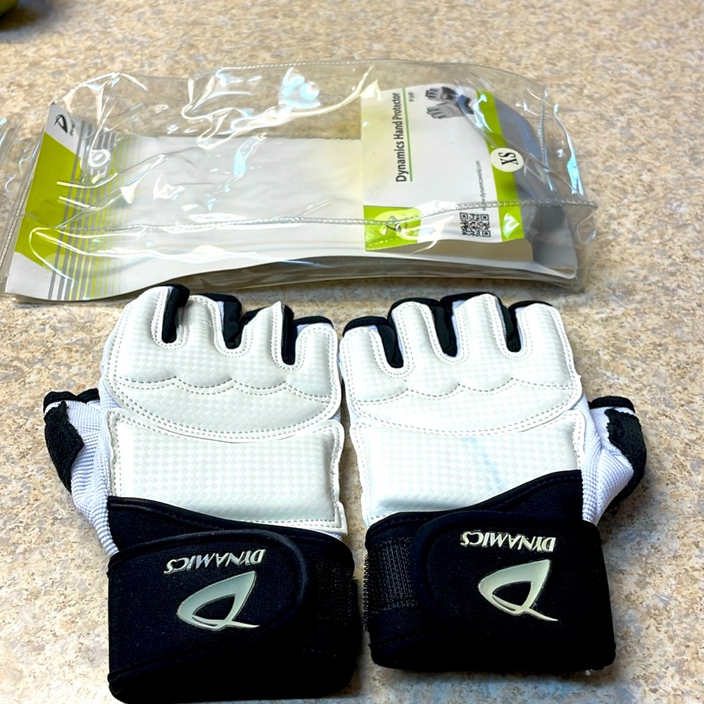 Dynamics Hand Protector